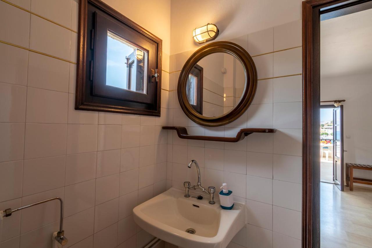 Pelagos Seafront Accommodation - George Myrties Extérieur photo